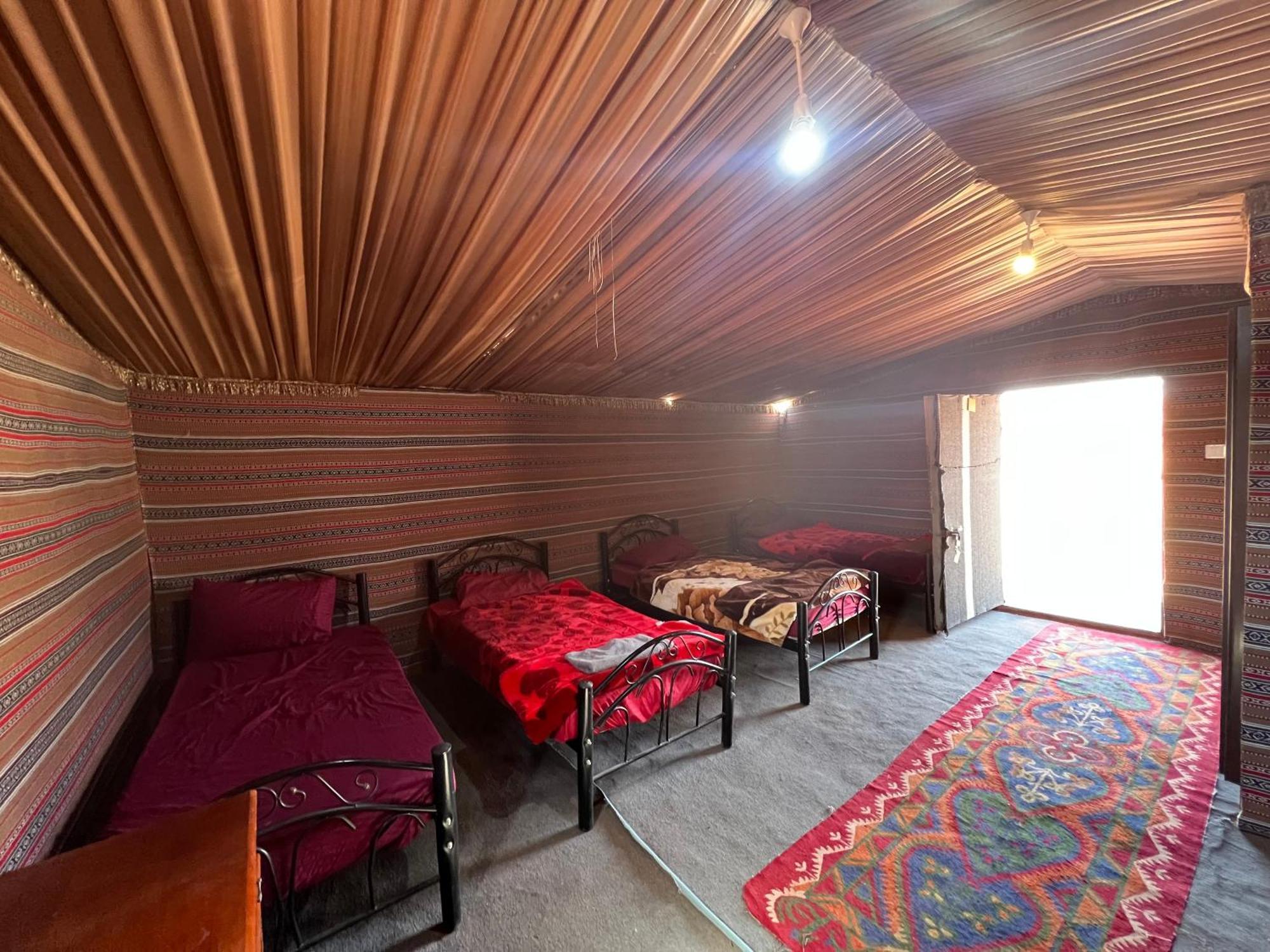Art Camp Wadi Rum Esterno foto