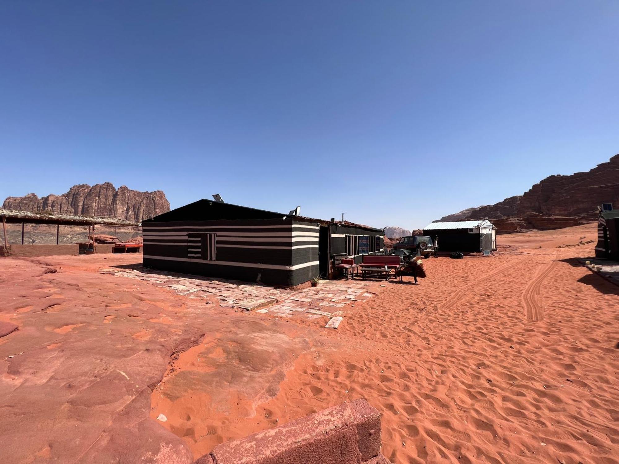 Art Camp Wadi Rum Esterno foto