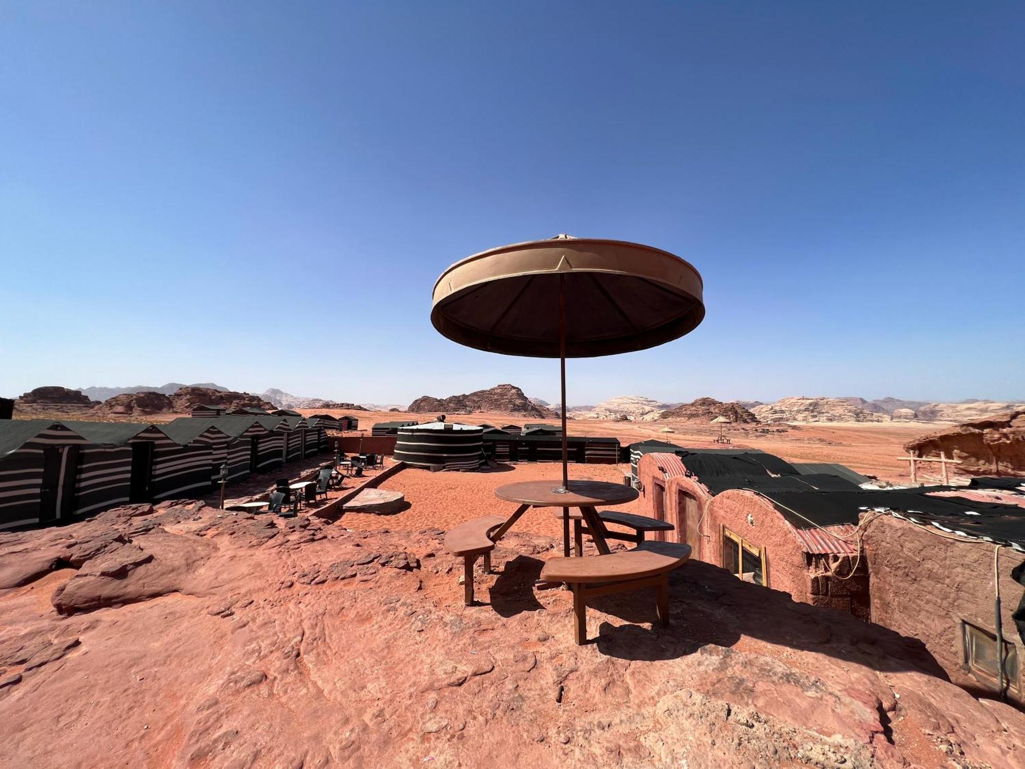 Art Camp Wadi Rum Esterno foto